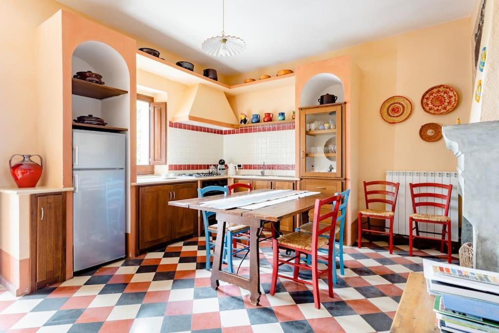 Hotel I Gerani Rossi Paulilatino Exteriér fotografie